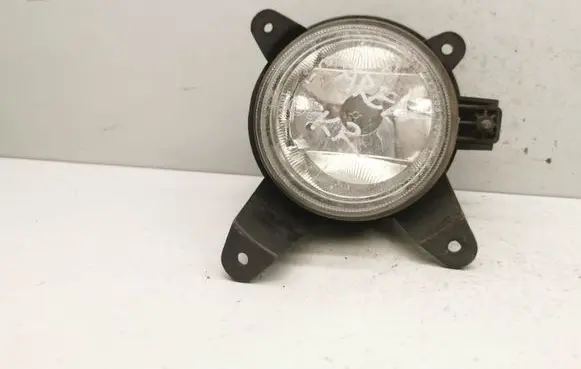 KIA Carens I Front fog light