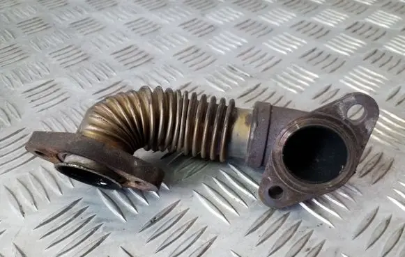 Infiniti EX EGR valve line/pipe/hose