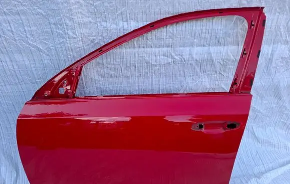 Skoda Octavia Mk3 (5E) Front door 5E0831311