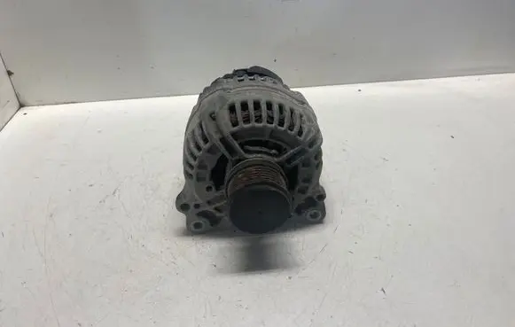 Volkswagen Caddy Generator/alternator 06F903023F 0124525091