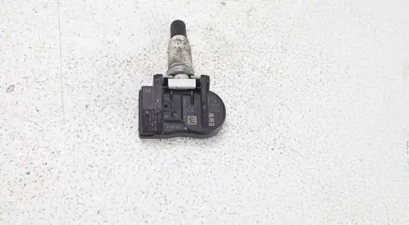 BMW 3 F30 F35 F31 Tire pressure sensor 6855539