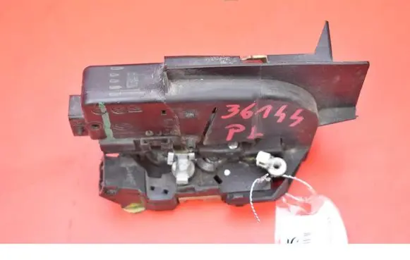 Renault Laguna I Front door lock