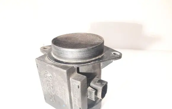Volkswagen PASSAT B4 Mass air flow meter 074906461