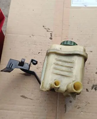 Audi Q7 4L Power steering fluid tank/reservoir 7L6422371E