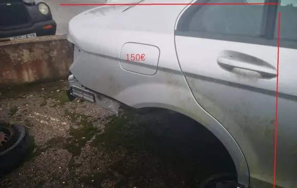 Mercedes-Benz C AMG W203 Rear quarter panel 