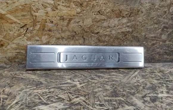Jaguar XJL Front sill trim cover AW9313200AE