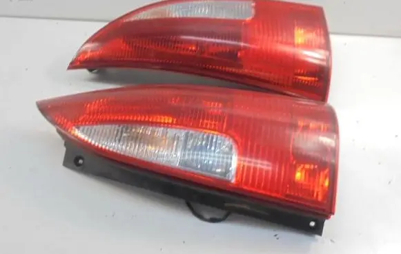 Mazda Premacy Rear/tail lights 22061908