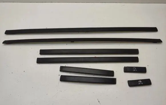 Hyundai Santa Fe Roof trim bar molding cover 