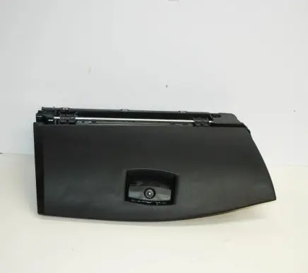 BMW 5 E60 E61 Glove box 7034080