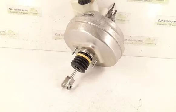 Mercedes-Benz E W212 Brake booster A2124301330 2124301330