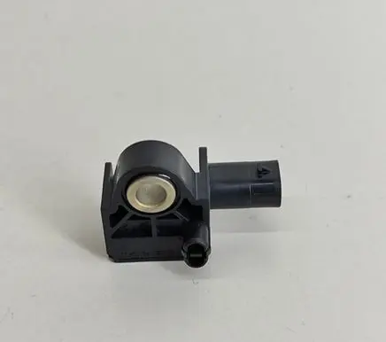 Audi A3 S3 8V Airbag deployment crash/impact sensor 5Q0959651B