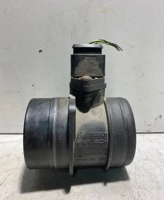 Volkswagen Touareg I Mass air flow meter 074906461B 0281002461