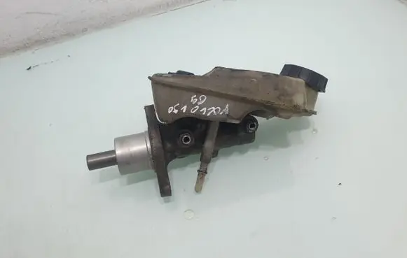 Volvo V50 Master brake cylinder