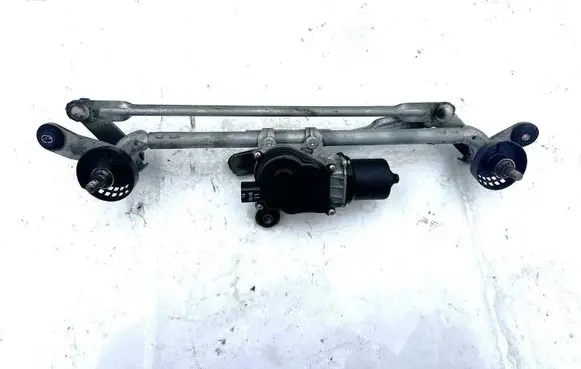 Front wiper linkage