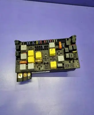 Mercedes-Benz ML W163 Fuse module 1635450205