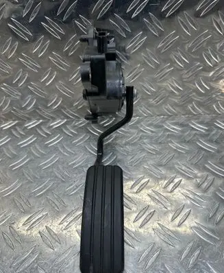 Renault Zoe Accelerator throttle pedal 180021178R