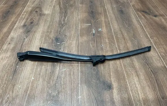 Mercedes-Benz SL R129 Front wiper blade arm A1298200542