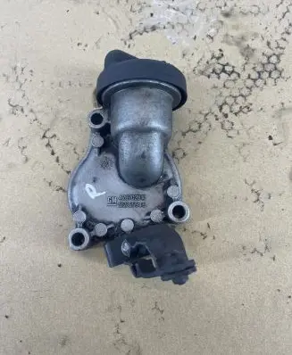 Opel Insignia A Oil fill pipe 428702815 55565946