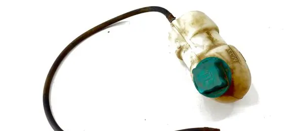 Volvo 740 Coolant expansion tank/reservoir 1276040