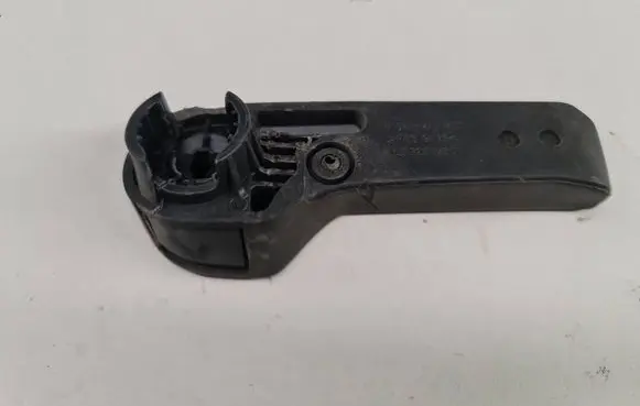 Volkswagen PASSAT B6 Engine bonnet (hood) release handle 1J1823533C