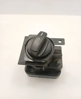 Mercedes-Benz B W245 Light switch 1695451704 32220501 0416302