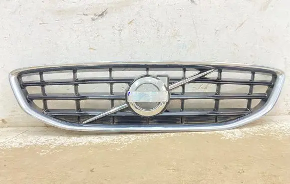 Volvo V40 Front grill 31283764
