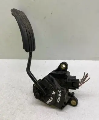 Renault Scenic II - Grand scenic II Accelerator throttle pedal 8200159647 26904 2893B