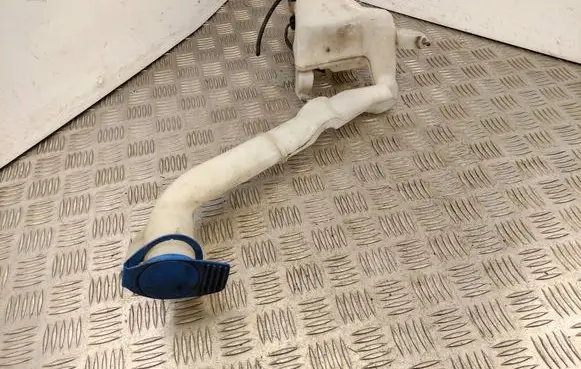 Seat Ibiza IV (6J,6P) Windshield washer fluid reservoir/tank 6Q0955453