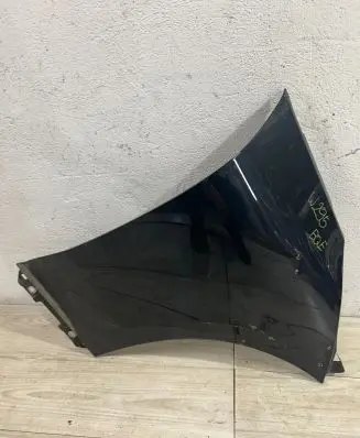 Mercedes-Benz EQE v295 Fender