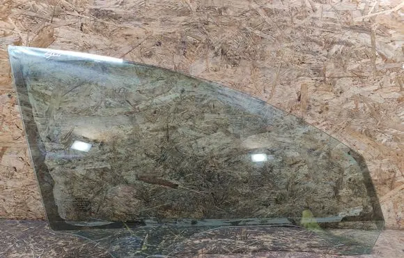 Volvo S40 Front door window glass four-door
