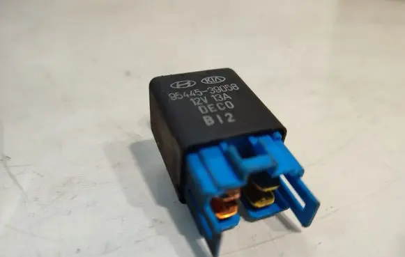 KIA Carens II Other relay 9544539058