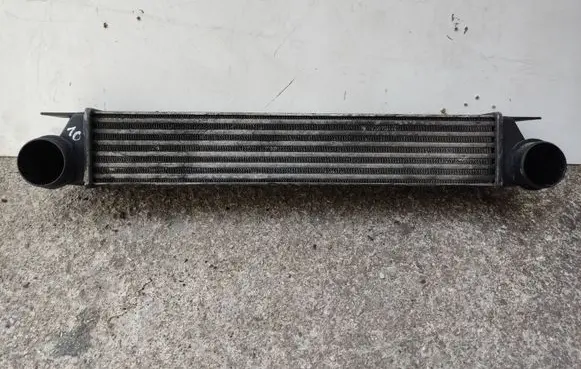 BMW 5 E39 Intercooler radiator 2247359