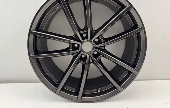 Renault Austral R20 alloy rim 