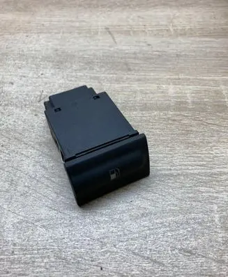 Skoda Octavia Mk2 (1Z) Windscreen/window heater switch 1U0959833C