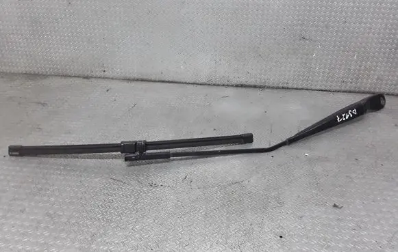 Windshield/front glass wiper blade
