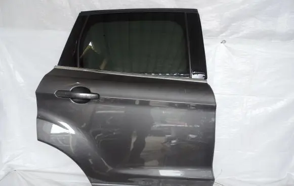 Ford Kuga II Rear door