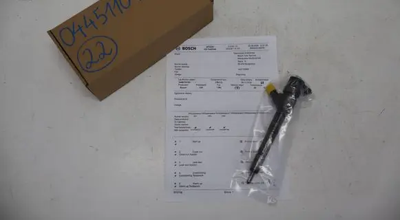 Opel Corsa D Fuel injector 0445110183