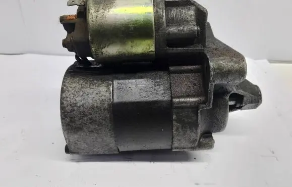 Renault Megane I Starter motor 104674