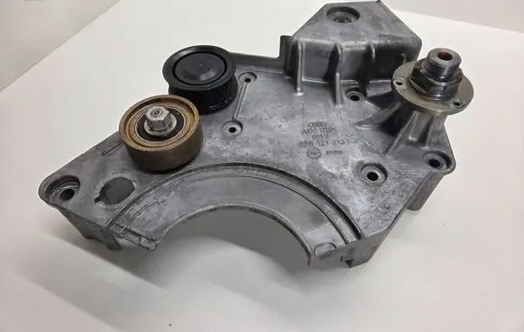 Audi A6 S6 C5 4B Engine mounting bracket 059121313F 2730