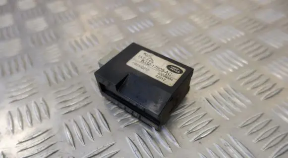 Land Rover Evoque I Other control units/modules BJ3217509AC