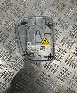 Volvo V50 Xenon control unit/module 1307329209