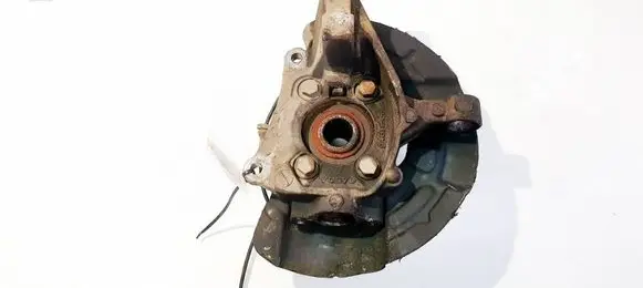 Front wheel hub