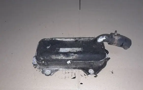 Toyota Avensis T250 Oil filter mounting bracket NOCODE