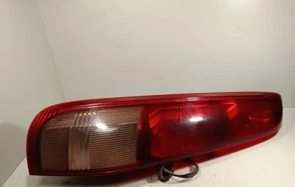 Nissan X-Trail T30 Rear/tail lights B46L