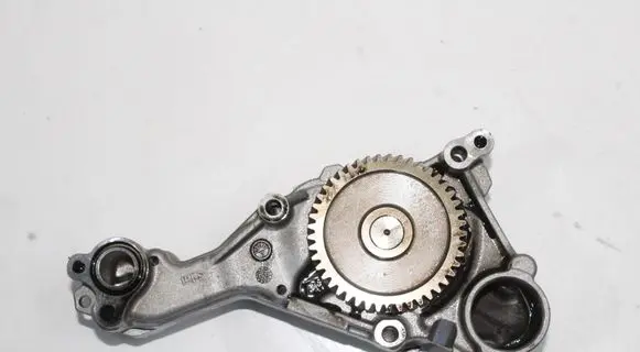 Maserati Ghibli Oil pump 