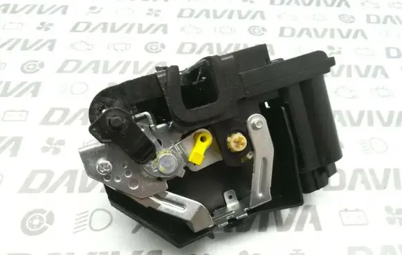 Hyundai i10 Rear door lock