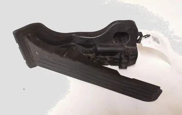 Volkswagen PASSAT B6 Accelerator throttle pedal 1K1721503L 6PV00860000