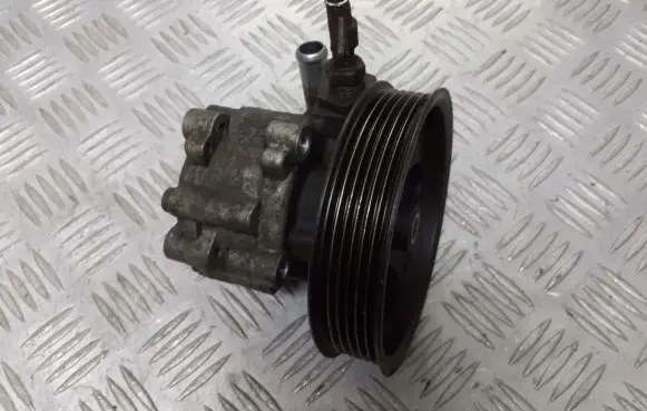 Alfa Romeo 156 Power steering pump 00505004240