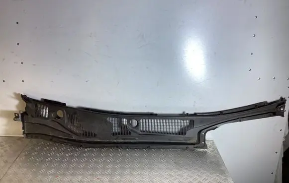 Wiper trim