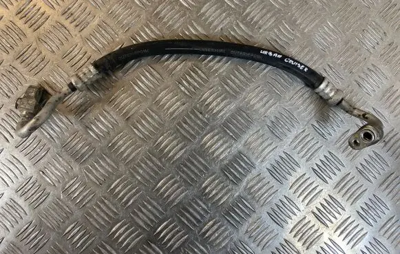 Toyota Urban Cruiser (XP110) Air conditioning (A/C) pipe/hose